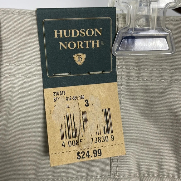Hudson North Shorts Flat Front Stone Colour Size 32 Men’s Golfing Outdoor - Picture 10 of 13